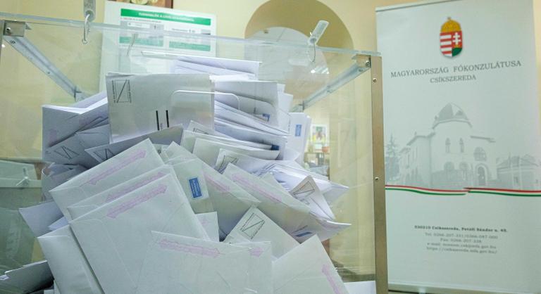 Közelít a félmillió főhöz a levélben szavazók névjegyzéke