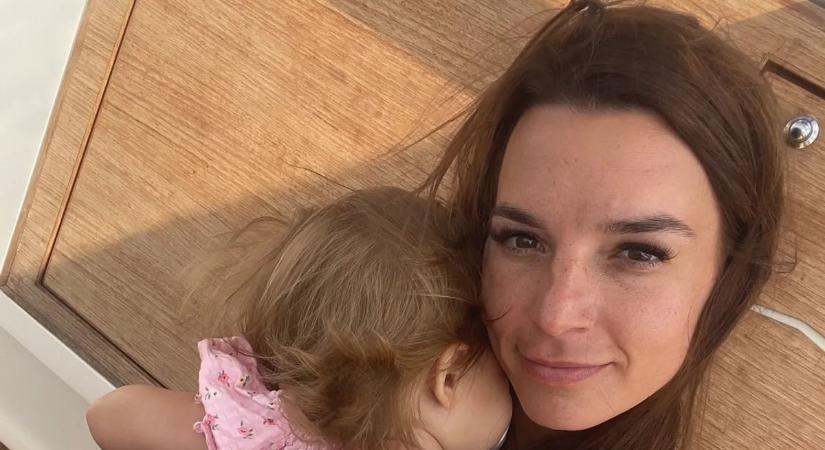Örömhírt közölt Katona Mazsi: nagy pillanat jött el kislánya életében