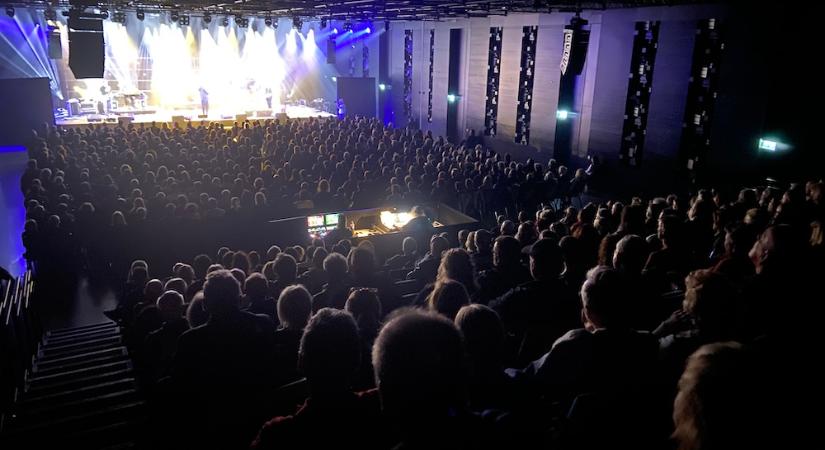 Vastaps a Várkert Bazárban: az iLAND meghódította Budapestet