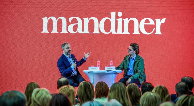 Orbán Balázs Szekszárdon: Magyarország háborúból való kimaradása a választás tétje (képgalériával és videóval)