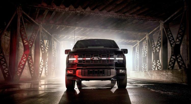 Whipple turbófeltöltős Ford F-150 V8 – 700 lóerő gyári háttérrel