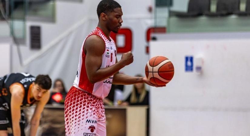 Oroszlányi kosaras lett a forduló legjobbja