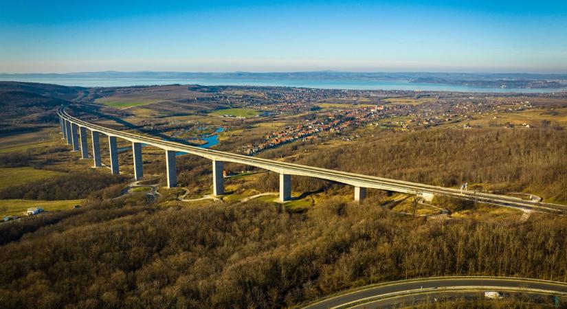 Nem akarnak újabb nyaralóépületeket egy pazar fekvésű balatoni településen