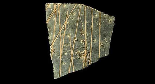 Hatvanezer éves strucctojás-töredékek mesélnek a szimbolikus kommunikáció születéséről