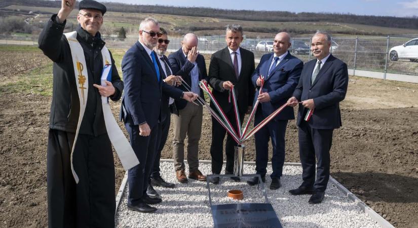 Baromfi-forradalom: támogatott gigaberuházás segít továbbírni a sikertörténetet