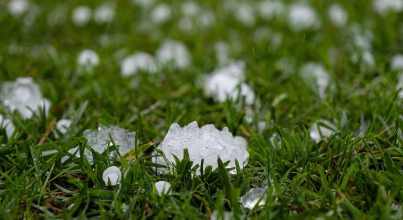 Drasztikus változás jöhet az időjárásban – jégeső és villámlás is érkezhet