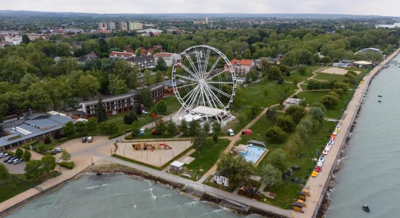 Kirúgtak egy siófoki óvodavezetőt, mert verbálisan és fizikailag is agresszív volt a gyerekekkel