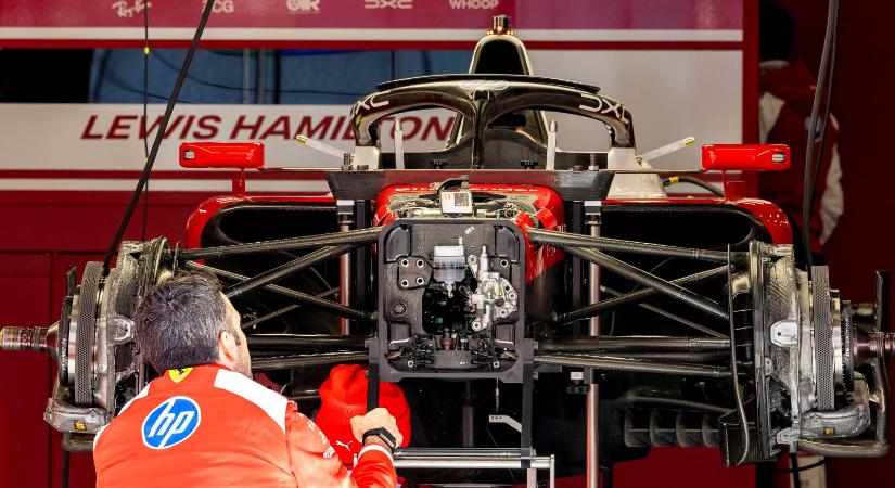 Bőröndben érkezett a Ferrari fejlesztése Kínába