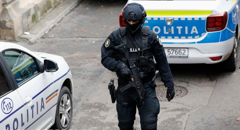 Szülei megölésével fenyegettek egy férfit, így szerezték meg egyik veséjét