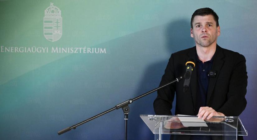 Barátság-vezeték: nem mert Ukrajnába belépni a magyar küldöttség egyik tagja