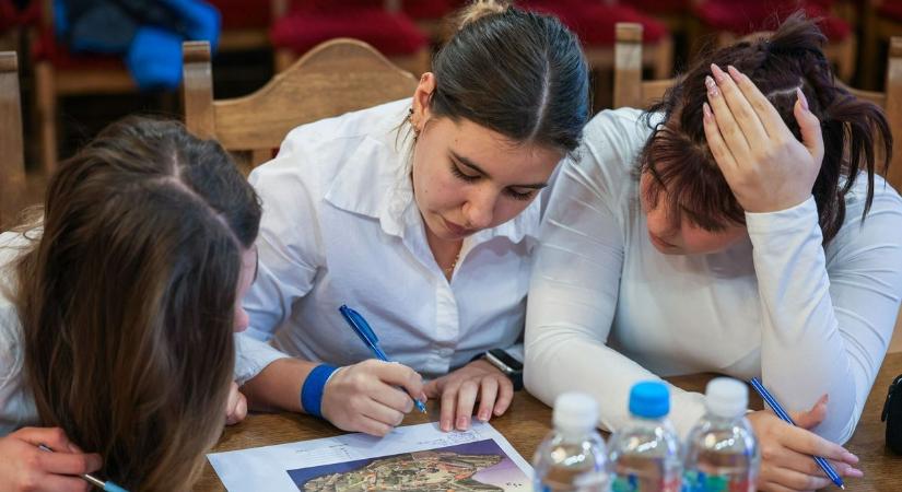 Idén is kiderül, ki tud többet Egerről  fotók