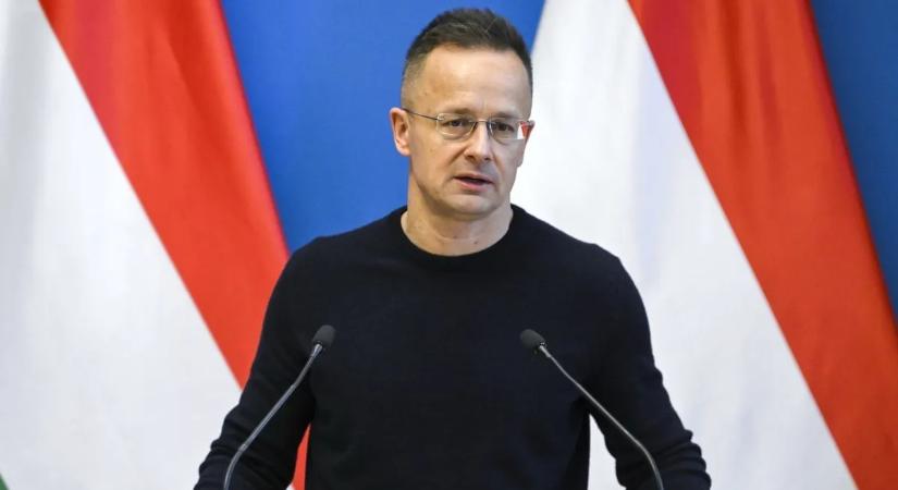 Szijjártó Péter: Magyar Péter cinkosa Zelenszkijnek, minden ügyben egyeztetnek