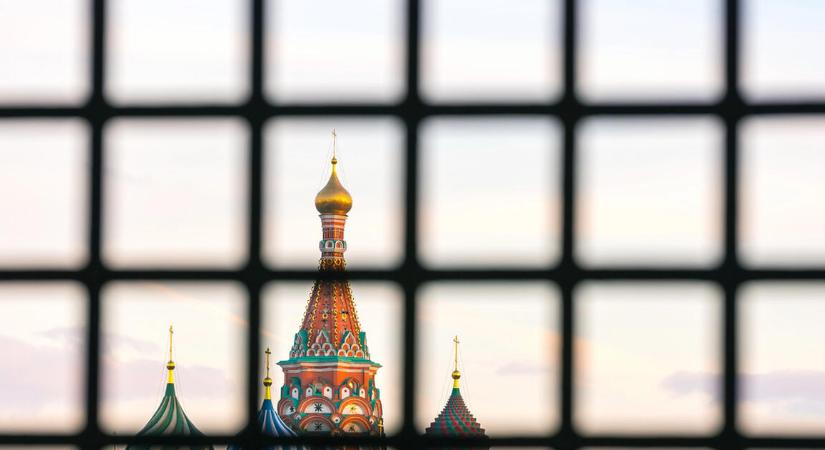 Walkie-talkie és papírtérkép: akadozik az internet- és a telefonhálózat Moszkvában