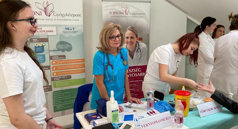 Alattomos kór, amely tünetek nélkül támad: a vese világnapja a soproni kórházban