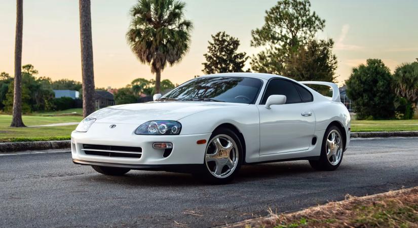 73 millió forintért kelt el ez a kivételes állapotú, 28 éves Toyota Supra