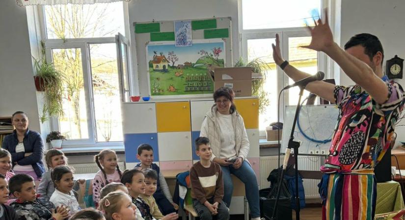 Magyar iskolaválasztásra ösztönöznek Fehér megyében