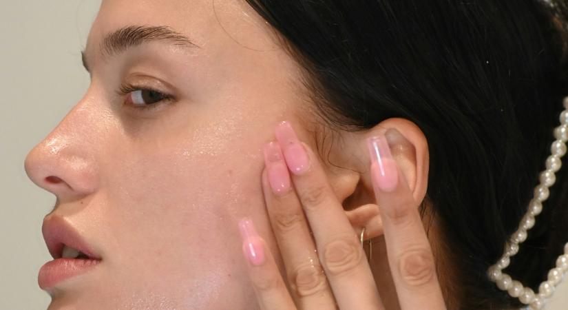 Ezért van rajtad pattanás 50 pluszosan is: sokkoló igazságra derült fény