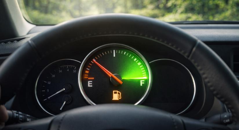 Ez a 10 használt autó fogyasztja a legkevesebbet