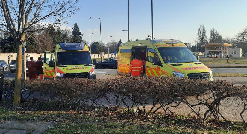 Baleset a délutáni csúcsforgalomban Nyíregyházán (fotókkal)