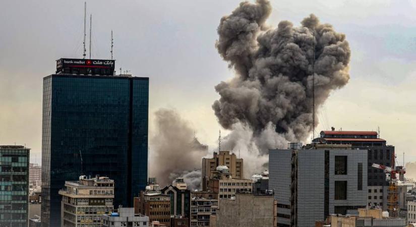 „A bombázástól függ az alvásom” – ilyen az élet most Teheránban