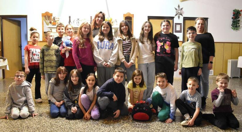 Győri bencés diákok segítségével zajlott a magyar szórvány gyermektábora a Felvidéken