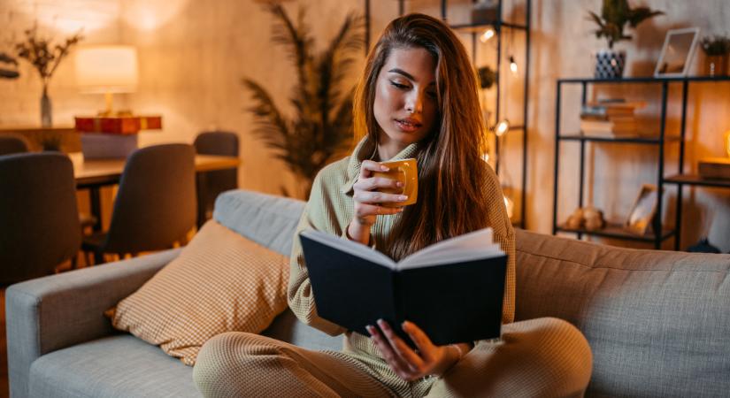 Az apja sorozatgyilkos volt, ami kiderült később, ennél is durvább - 8 könyv, ami őrült fordulattal ér véget