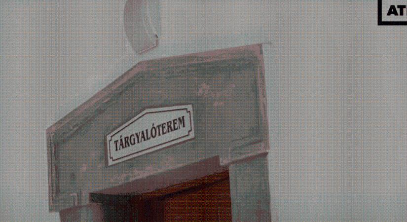 Közérdekű adatoknak számítanak a gödi akkumulátorgyárra kiszabott bírságokról készült jegyzőkönyvek