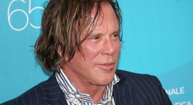Mickey Rourke-t kirúgták a lakásból, patkányokkal magyarázkodik
