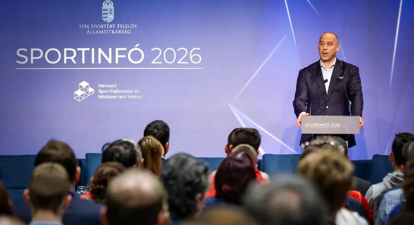 Schimdt Ádám: Cél, hogy a sport segítségével a magyar társadalom számára erős, életképes fiatalokat neveljünk