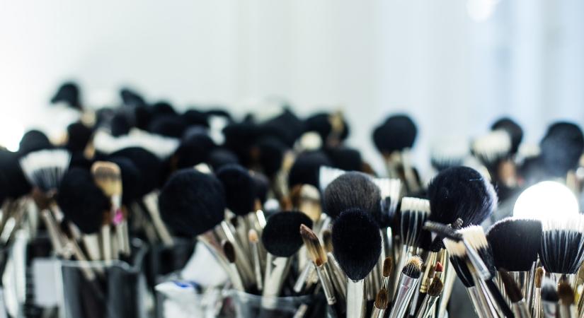 A gyönyörű bőrkép titka: találd meg a legjobb alapozóecsetet