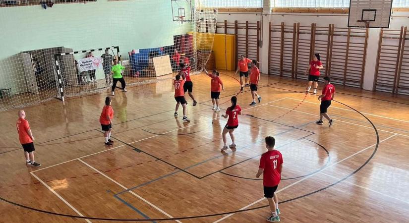 Kézilabda az esélyegyenlőség jegyében