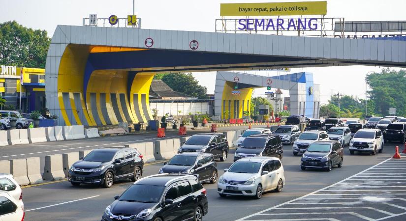 Kormánybiztosa van az indonéz útdíjfizetési rendszernek is, de nem tudni, hány órát dolgozik a több milliós fizetéséért
