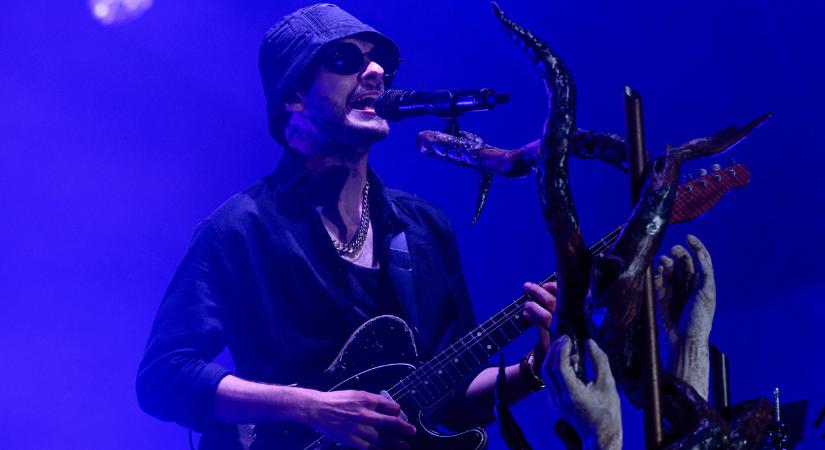 Azahriah is üzent a hétszeres telt házas MVM-koncertet adó Pamkutyának