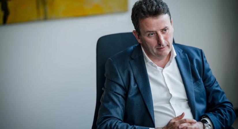 Amit évek óta láttam közeledni, bekövetkezni látszott – az Otthon Centrum eladása belülről