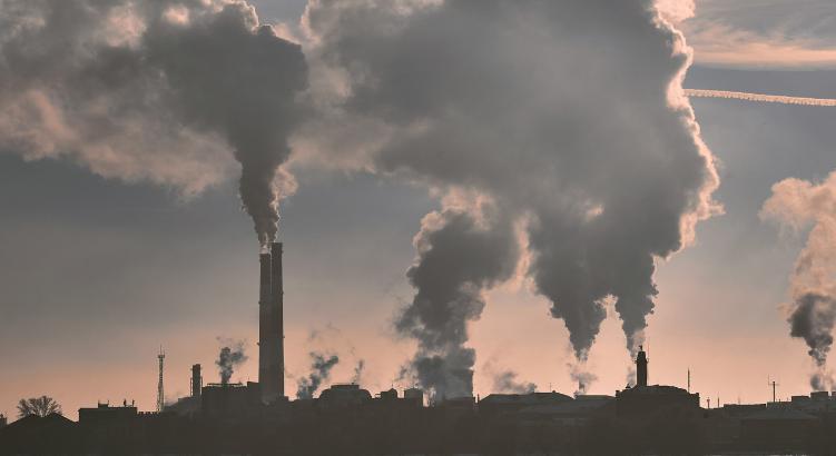 Levegő, zaj, vegyszerek – a szennyezés egyre nagyobb mentális kockázatot jelent Európában