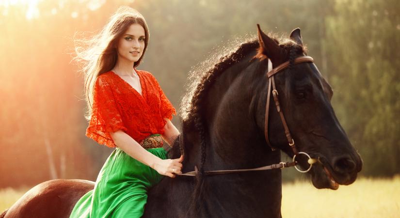 Hétvégi horoszkóp 2026. március 14-15: felemelő pillanatokat hoz az ünnepi hétvége