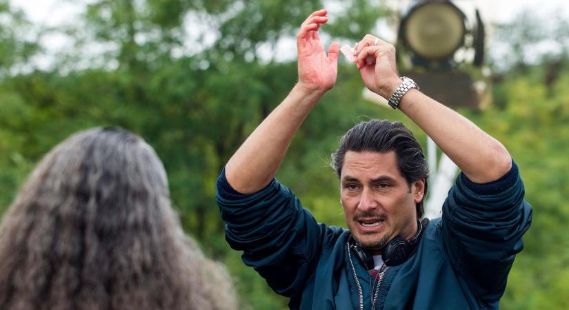 Árpa Attila durván beszólt Orbánéknak, akcióban az RTL-es különítmény