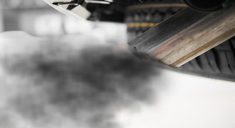 Gyökeres változás jöhet az autózásban: itt az iráni háború váratlan következménye