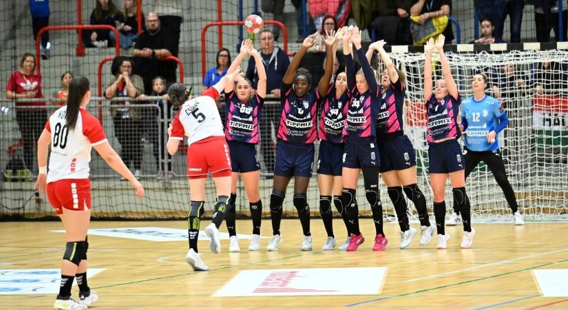 Ingyen jeggyel csábítják Győrbe az MKC-szurkolókat