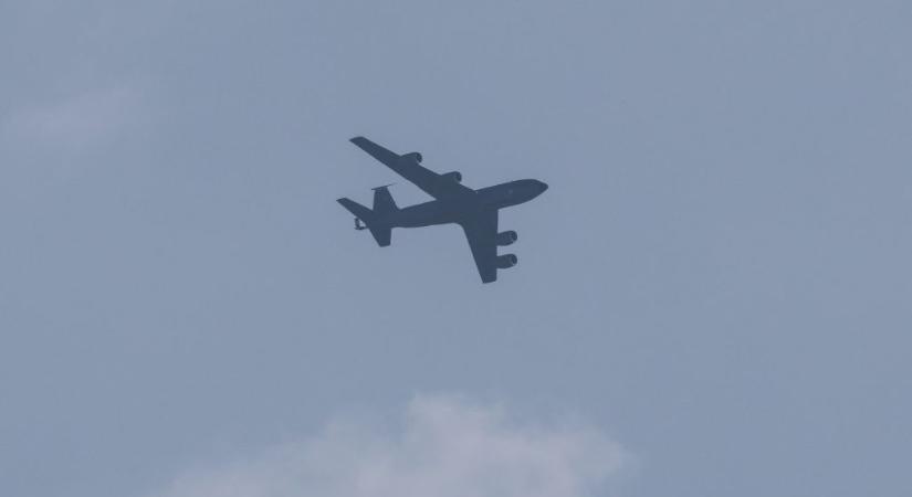Amerikai utántöltő repülőgép zuhant le Iránban