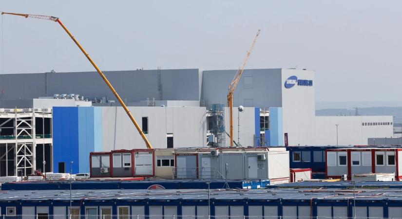 Tippelj, hogy a magyarok hány százaléka tartja felelősnek a kormányt a gödi Samsung-gyár ügyében!