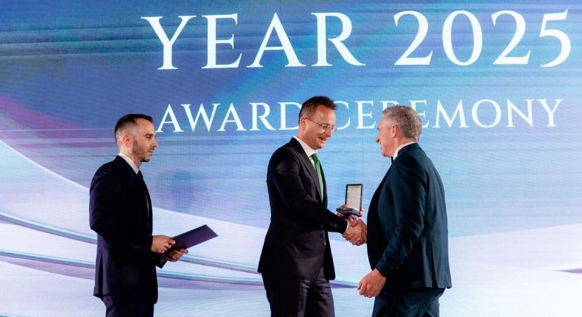 Húsz év innováció: a térségben egyedülálló technológiákat hozott a Dana Győrbe – Életműdíj és lovagkereszt a győri autóipar szolgálatáért