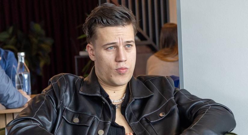 „Az igazság az nem érdekel senkit, csak az orrom” – a rendszert is kritizálja új dalában T. Danny