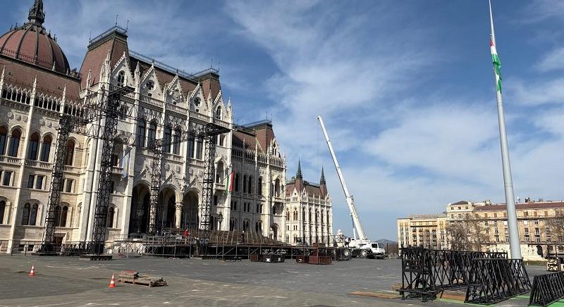 Gőzerővel folynak a rendhagyó nemzeti ünnep előkészületei Budapesten