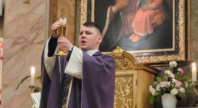 Elsőszombati szentmise a csornai apátsági templomban