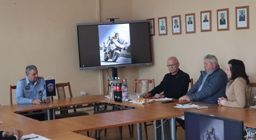 Közösen a biztonságos közlekedésért - tervek születtek a 1119-es úttal kapcsolatban