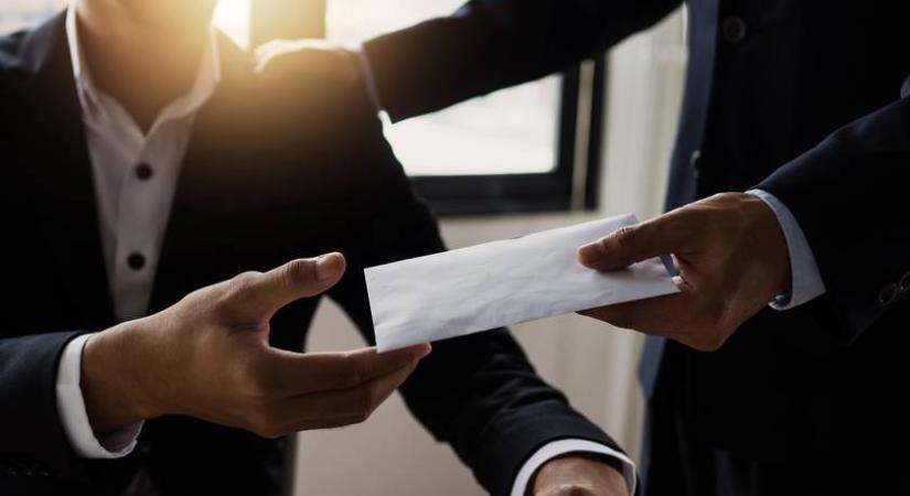 Nagy változás jön a fizetéseknél – a magyarok többsége még nem is hallott róla