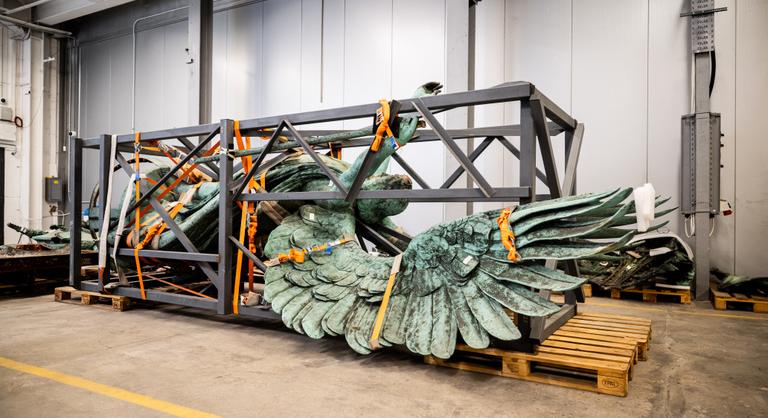 Rosszabb állapotban volt, mint hitték, de megmenthető a Hősök tere ikonikus angyala