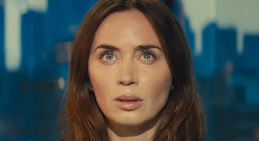 Szarvas, gurgulázó hang és gabonakörök is vannak A leleplezés napja új, parás előzetesében