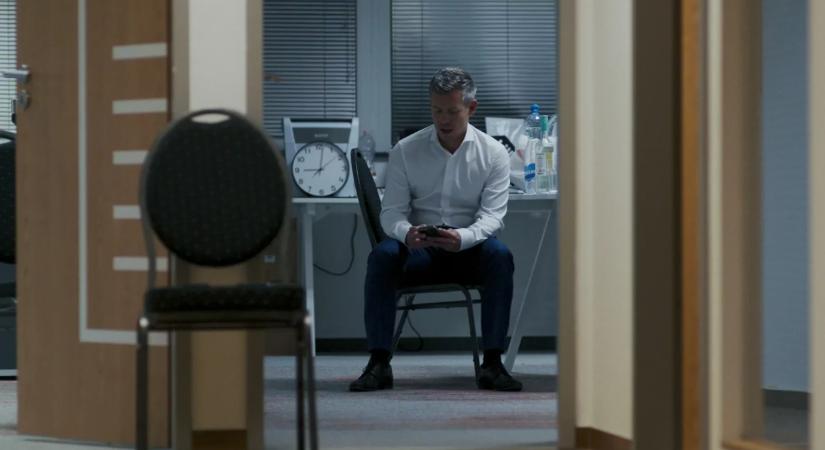 Felvásárolták a jegyeket, mégis alig volt néző a Magyar Péterről szóló film bemutatóján